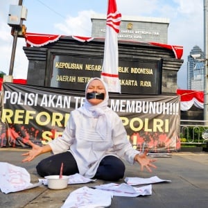 Gelar Aksi di Polda Metro, Koalisi Masyarakat Sipil Desak Reformasi Polri