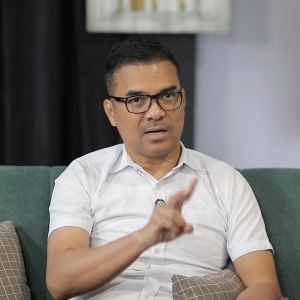 Wawancara Eksklusif: Bro Ron Lawan Kaesang dengan Politik &#039;Akar Rumput&#039;, Bukan Modal Duit