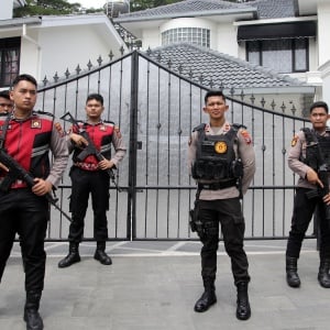 Jadi Tersangka, KPK Geledah Rumah Pribadi Kepala Dinas PUPR Sumut