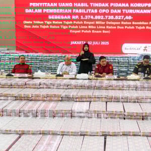 Lagi, Kejagung Pamerkan Uang RP 1,3 Triliun Terkait Korupsi CPO