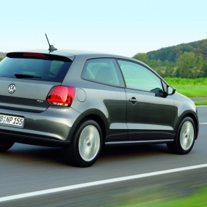 Kenapa VW PHK 100 Ribu Karyawan? Ini Alasan di Balik Keputusan Ekstrem Raksasa Otomotif Jerman