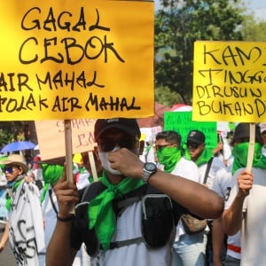 Tarif Air PAM Mahal, Warga Rusun Geruduk Balai Kota Jakarta