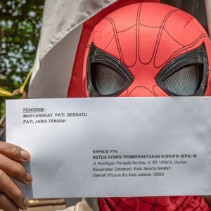 Minta Korupsi Sudewo Diusut, Warga Pati Kirim Surat Massal ke KPK