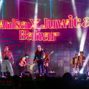 Anisa x Juwita Bahar Bikin Penonton Synchronize Fest 2025 Bergoyang