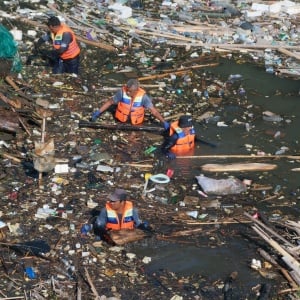 Aksi River Clean Up di Bali