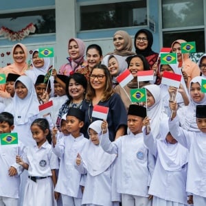 Potret Janja Da Silva, Ibu Negara Brazil Cek Ombak Program MBG di Jakarta