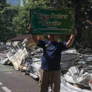 Pasar Barito Mulai Dibongkar untuk Proyek Taman Bendera Pusaka