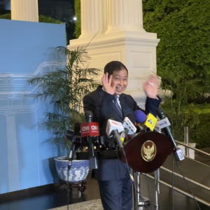 Karhutla Jadi Masalah Lintas Negara, Ignasius Jonan Ajak Singapura dan Malaysia Turun Tangan