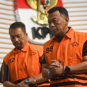 KPK Resmi Tahan Bupati Ponorogo Sugiri Sancoko