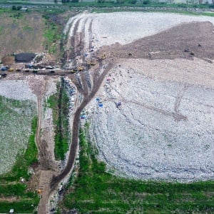 Volume Sampah TPA Jabon Melonjak Saat Musim Hujan