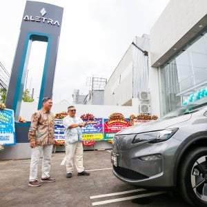 Aletra Buka Dealer Baru untuk Perkuat Layanan EV