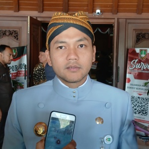Wali Kota Solo Tegaskan Tak Toleransi Miras Ilegal, Empat Outlet Ditutup