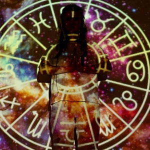 5 Zodiak Paling Hoki 18 April 2026, Panen Cuan dan Kebahagiaan