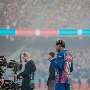 Lamine Yamal Raih Penghargaan Pemain Terbaik Liga Spanyol 2025/2026