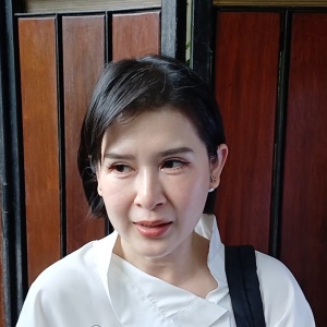 Grace Natalie Soroti Perdebatan Kunjungan Jokowi ke Palue: Fokus pada Pemulihan Warga