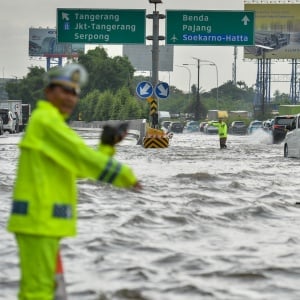 Banjir Rendam Tol Bandara Soetta, Lalu Lintas Macet 1,5 Kilometer