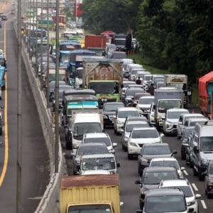 Libur Isra Miraj, 3.300 Kendaraan Padati Jalur Wisata Puncak