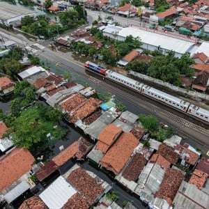 KAI Tinggikan Rel di Pekalongan Usai Terdampak Banjir
