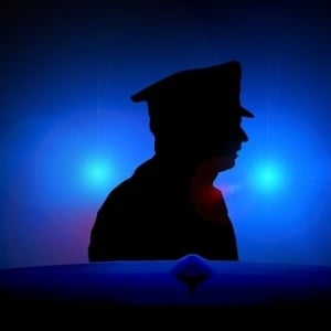 Modal Foto AI Berseragam Polisi, Pria di Bandung Tipu Korban dan Bawa Lari Uang