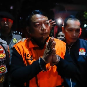 KPK Tahan Ketua dan Wakil Ketua PN Depok Terkait Dugaan Suap