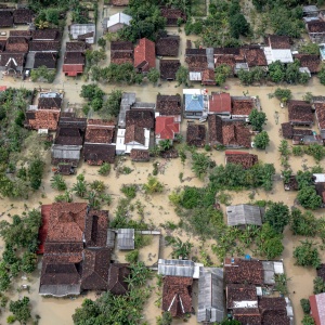 Banjir Akibat Tanggul Sungai Tuntang Jebol di Demak