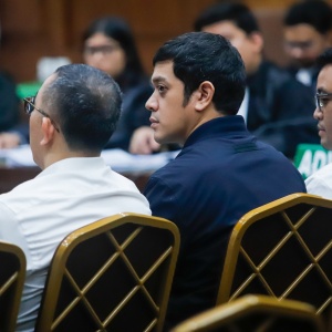 Bacakan Pledoi, Kerry Bantah Perintah dan Intervensi Kasus Korupsi Minyak Mentah