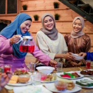 Jadwal Buka Puasa Bandar Lampung 23 Februari 2026 Hari Ini: Catat Waktu Magrib &amp; Salat Isya