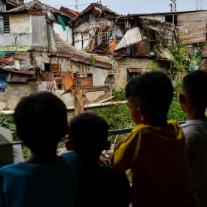 Rumah Ambruk di Tamansari Bandung, Tiga Warga Tertimpa