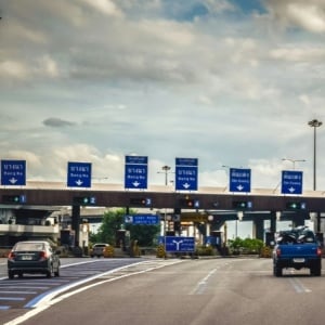 Khawatir Saldo E-Toll Kurang? Ini 5 Cara Mudah Cek Tarif Tol Online 2026