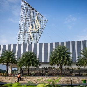 Masjid Perahu di Cilacap Jadi Rest Area Favorit Pemudik Jalur Selatan