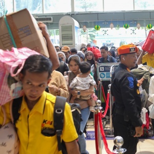 H-4 Lebaran, Puluhan Ribu Pemudik Tinggalkan Jakarta dari Pasar Senen