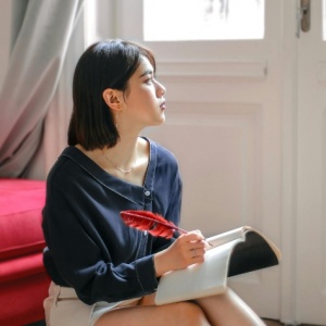 Kenapa Ide Kreatif Muncul Saat Kita Melamun dan Mau Tidur?