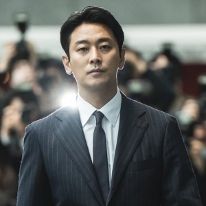 Tolak Inside Men, Ju Ji Hoon Pertimbangkan Tawaran Drama Ambisius Buy King