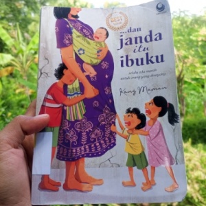 Dusta Indah dan Doa yang Nyata: Mengenal Sosok Ibu dalam Karya Kang Maman