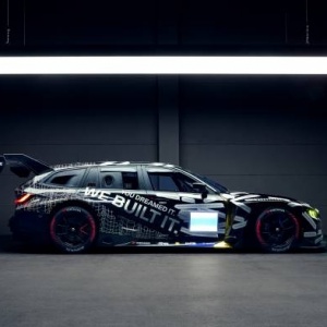 Awalnya Cuma Lelucon April Mop, BMW Sulap M3 Touring Jadi Mobil Balap