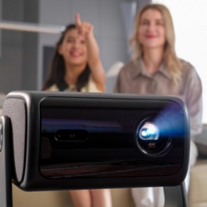 4 Rekomendasi Proyektor Home Theater Terbaik 2026: Bikin Nonton di Rumah Serasa di Bioskop