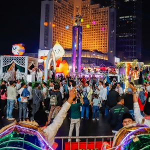 Kemeriahan Gema Malam Takbir di Bundaran HI Jakarta
