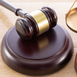 Keadilan yang Harus Dipaksa: Catatan di Balik Gugatan UU Pensiun 1980