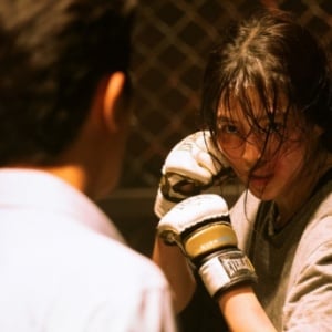 Dari Bandar Narkoba hingga Kekerasan Seksual, Isu Berat di My Name (2021)