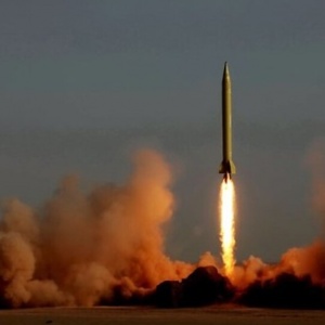 Rudal Iran Hantam Pangkalan AS Respons Atas Tragedi Pernikahan Kuhestak