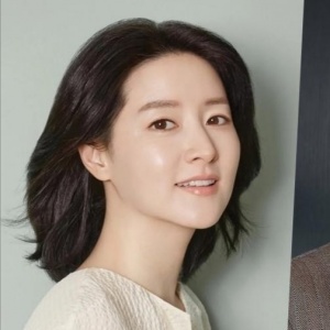 Jae Yi's Young In: Reuni Aktor Lee Young Ae dan Yoo Ji Tae Usai 25 Tahun