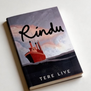 Menjemput Jawaban di Atas Kapal Blitar Holland: Ulasan Novel "Rindu"