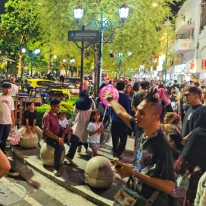 Paradoks Wisata Libur Lebaran: Berangkat Cari Ketenangan, Pulang Bawa Pegal Linu Sekujur Badan