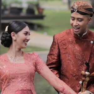 Unggahan Sheila Dara untuk Ultah Vidi Aldiano Bikin Warganet Mewek