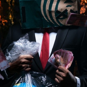 Fakta Hukum Mengejutkan: Mengapa Menteri Korupsi, Presiden Tetap 'Kebal Hukum'?