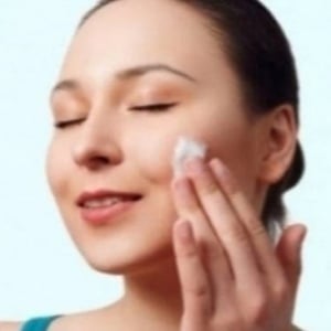 Bye Skin Barrier Rusak! 4 Pelembab Gel Cream Mugwort untuk Kulit Kombinasi