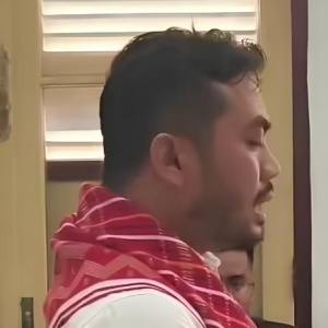 Dilema Proyek Pelat Merah: Rezeki Nomplok atau Jebakan Batman bagi Kreator?