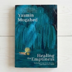 Menemukan Intisari Kedamaian di Balik Lembaran Healing the Emptiness
