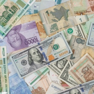 Santai Saja! Nilai Rupiah Menyentuh Rp17.000 per Dolar AS, Bukan Alasan untuk Panik