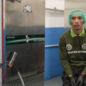 Difabel akibat Kecelakaan, Susanto Masih Bisa Diterima sebagai Koki di Dapur MBG Karanganyar